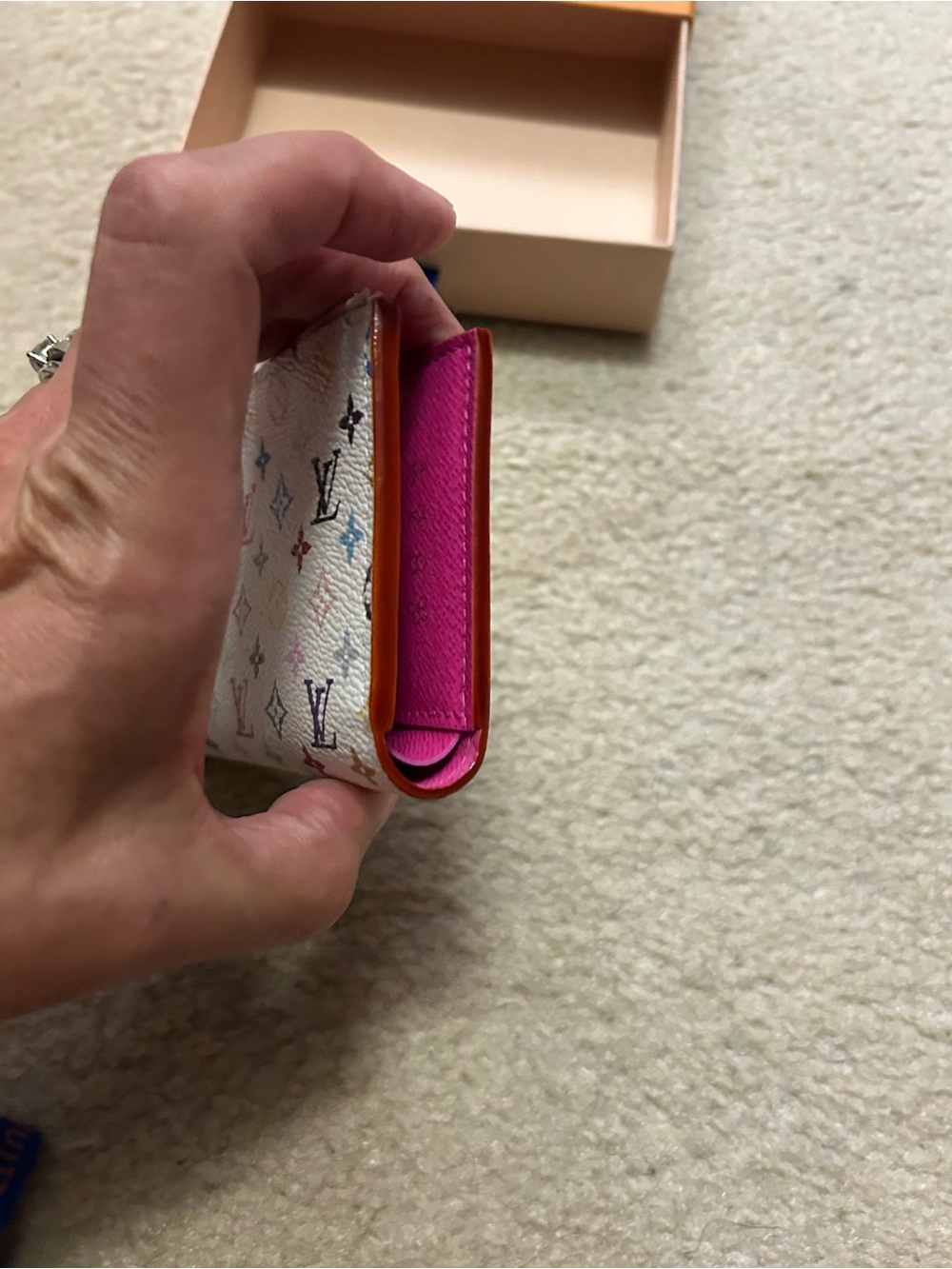 AUTHENTIC NWOT LOUIS VUITTON MURAKAMI LISA wallet. - Picture 9 of 16